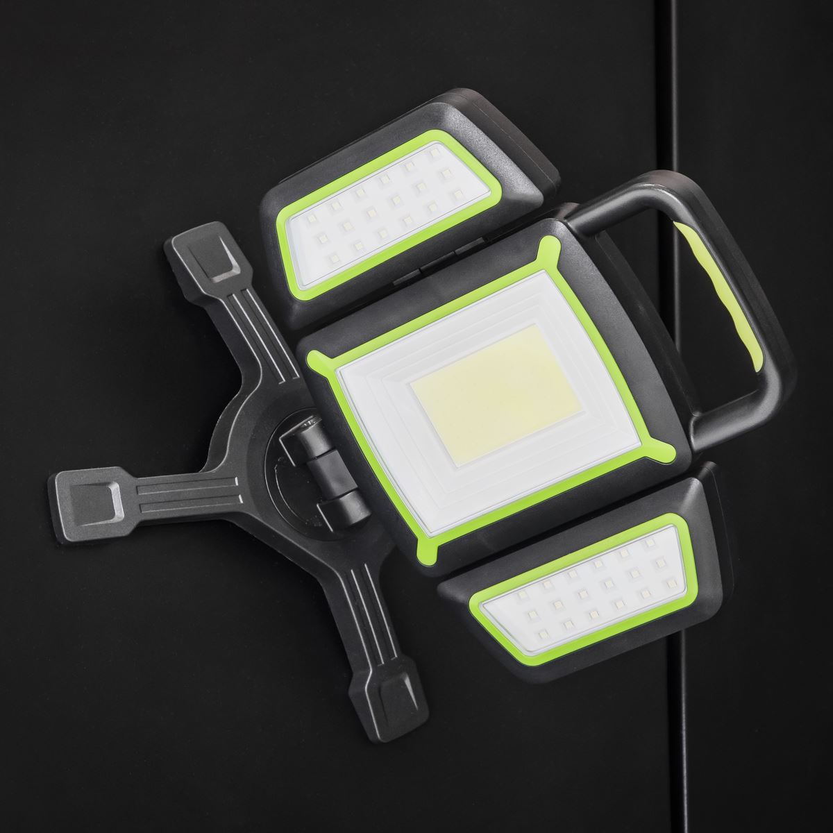 Sealey LED18WFLCOMBO Rechargeable Flexible Floodlight with Tripod
