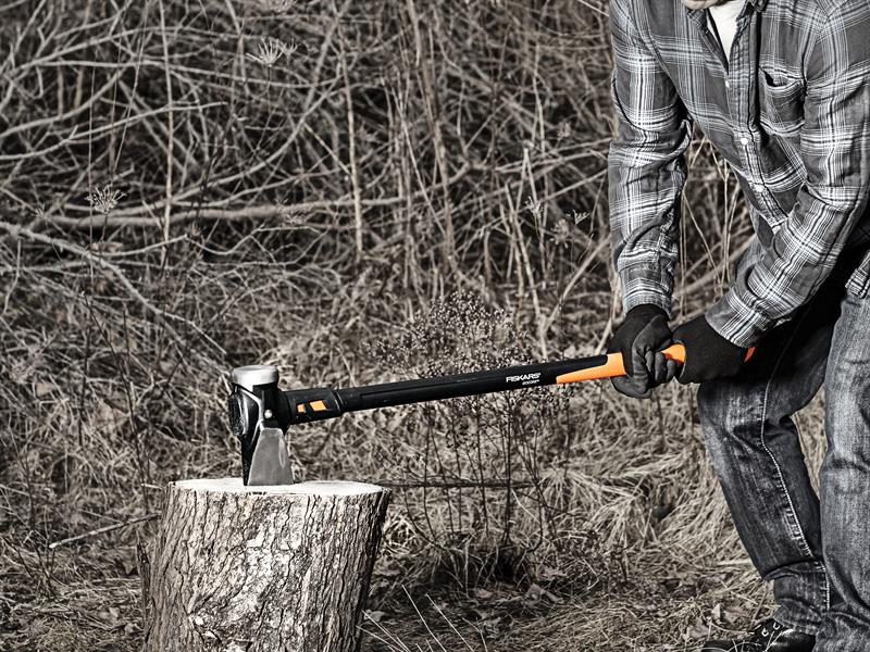 Fiskars Isocore Builder's Axe